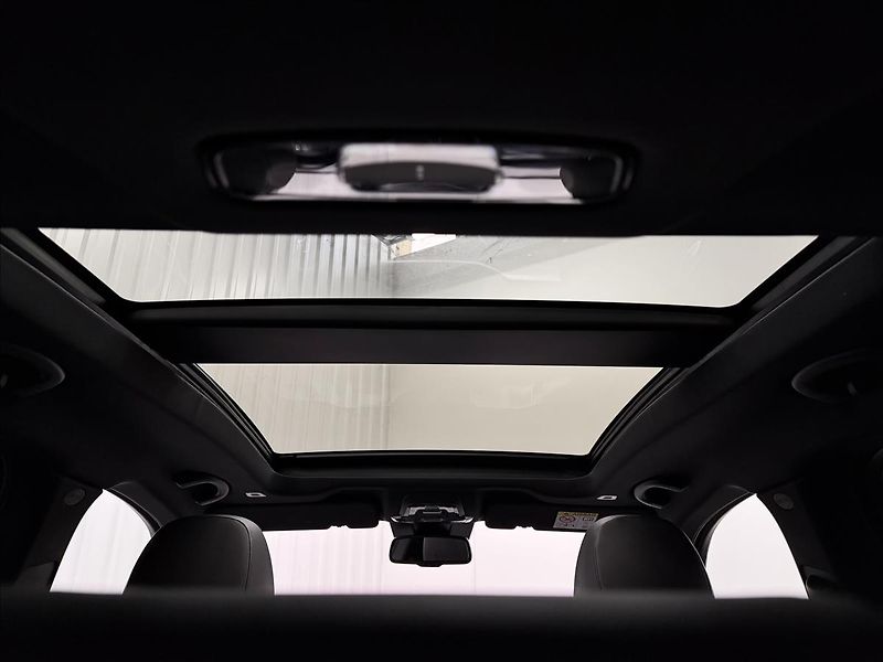 Alfa Romeo Stelvio VELOCE 154kW Q4 PANO H&K R21 - fotka 36 z 42