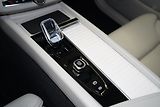Volvo XC60 B5 ULTRA Dark, Bowers, Masáž - náhled 39