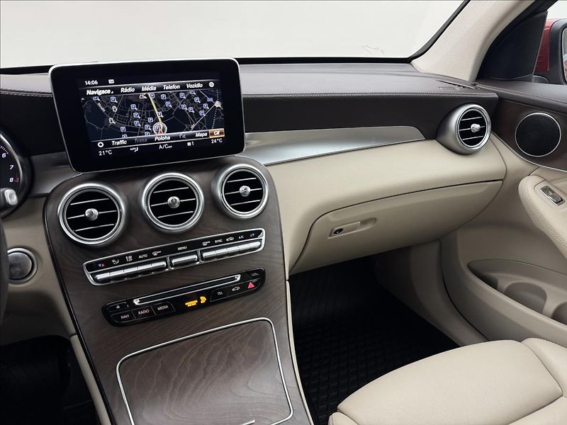 Mercedes-Benz GLC 2,0 DPH 4X4 LED KŮŽE 2XKOLA CZ - fotka 17 z 43