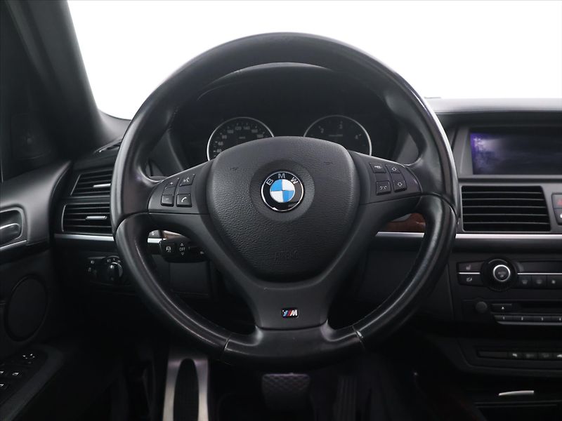 BMW X5 3,0 xDrive 40da 225kW 7-Míst - fotka 17 z 35