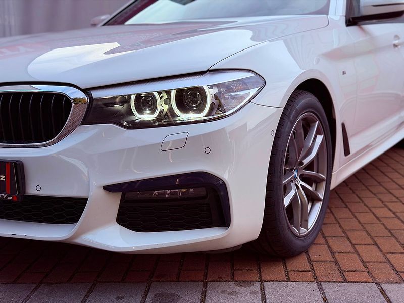 BMW Řada 5 520d Aut. ČR, M-Paket - fotka 3 z 24