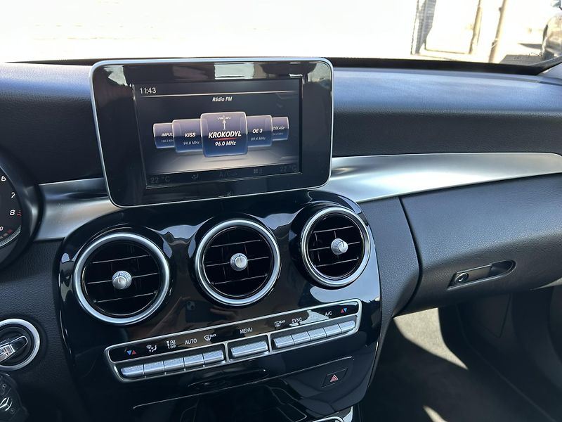 Mercedes-Benz Třídy C (2015) C180 1,6 115KW SEDAN TOP STAV  - fotka 17 z 24