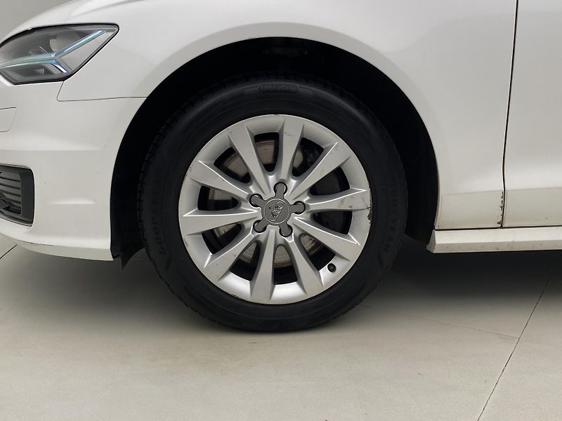 Audi A6 3.0TDI QUATTRO AUT CZ - fotka 33 z 47