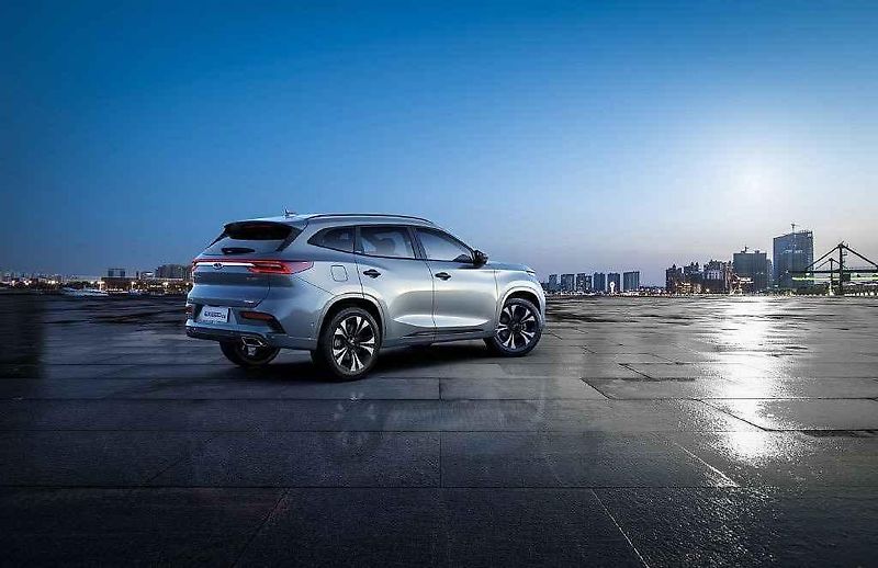 Chery Exeed TX.
