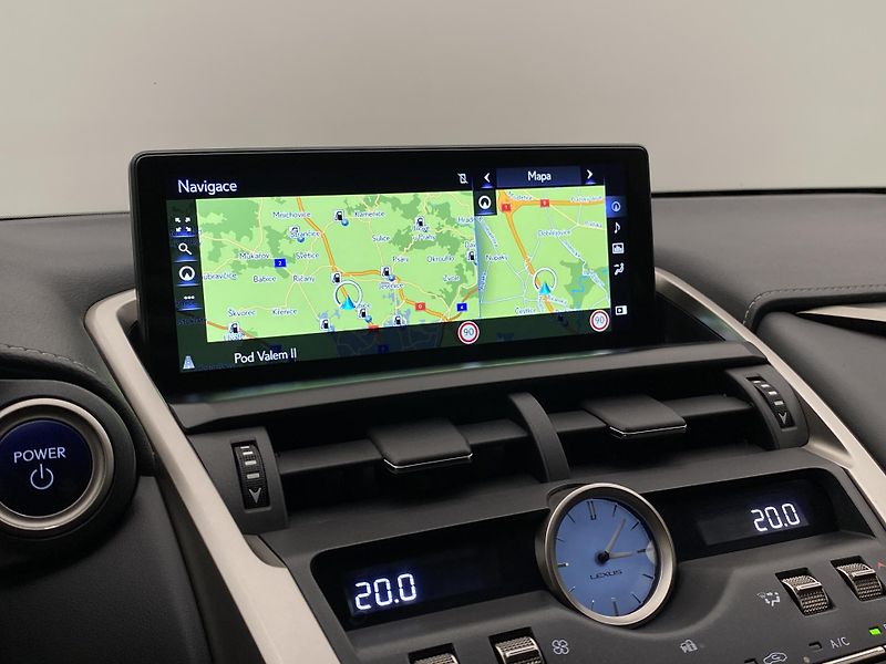 Lexus NX 300h AWD AUT CZ  - fotka 8 z 44