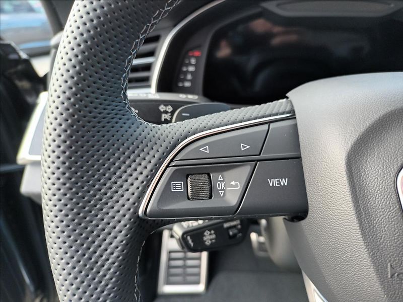 Audi Q8 3,0 TDI,210KW,S-line,ČR 1MAJ, - fotka 28 z 50