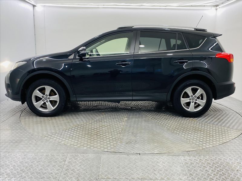 Toyota RAV4 2,0 VVT-i 4X4 - fotka 3 z 25