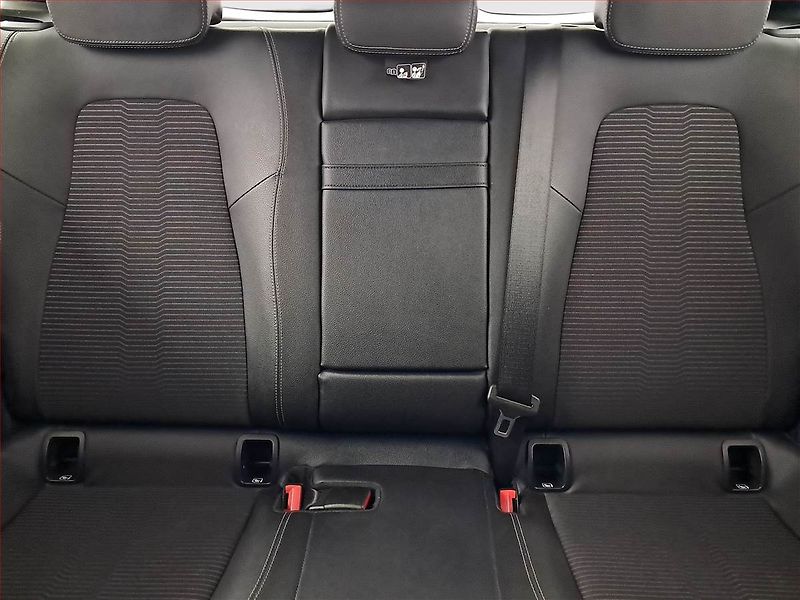 Mercedes-Benz Třídy B (2019) B 180, Automat, Kůže, Navi - fotka 10 z 24