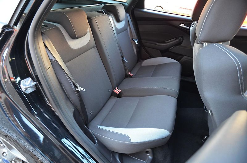 Ford Focus (2015) ST 2.0 184kW RECARO - fotka 17 z 39