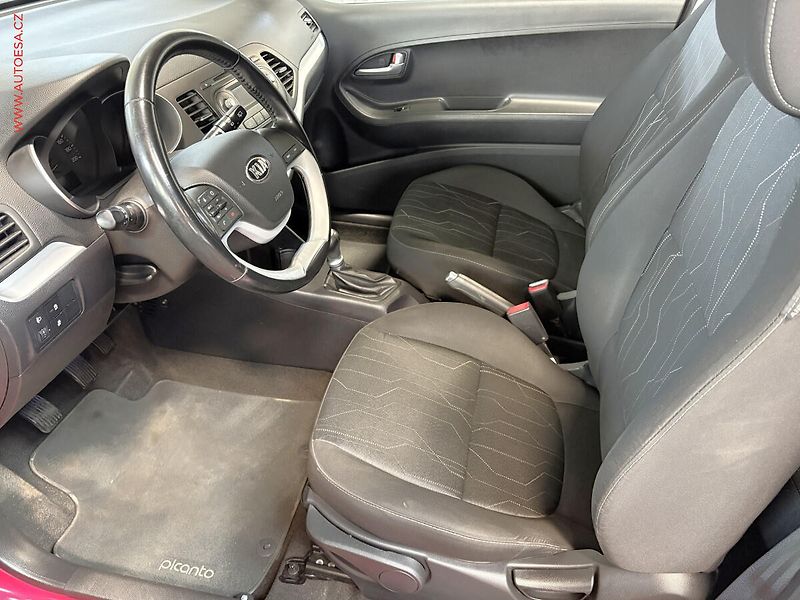Kia Picanto (2016) 1.0i - fotka 9 z 14