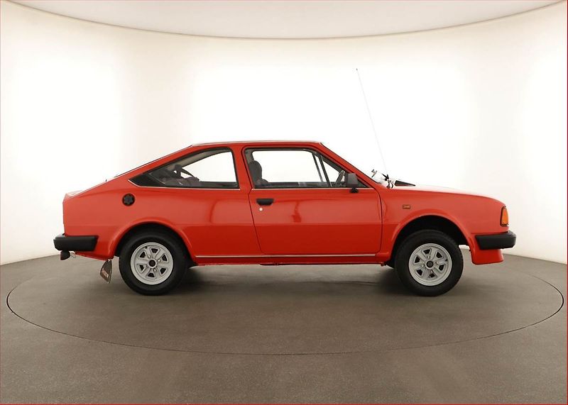 Škoda Rapid (1988) 130 5speed - fotka 6 z 14