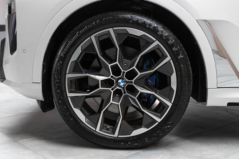 BMW X7 xD 40d ///M*TAŽNÉ*7.MÍST*ČR 1M - fotka 41 z 49