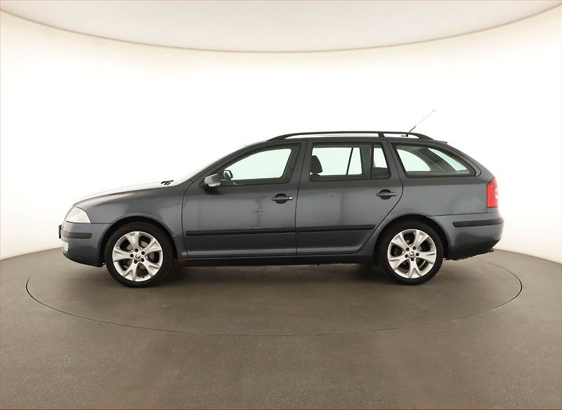 Škoda Octavia (2008) Elegance 1.9 TDI, po STK - fotka 3 z 14