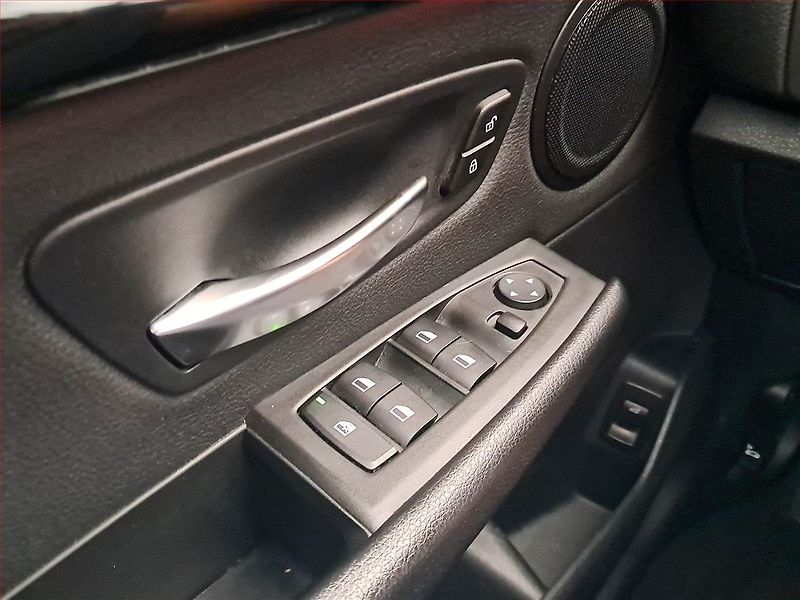 BMW Řada 2 (2019) 218i Gran Tourer, Automat - fotka 16 z 18