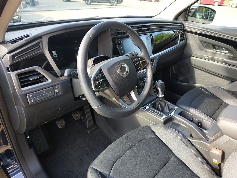 KGM Korando 1.5T, SMART,2WD, MT, SKLADEM - fotka 13 z 34