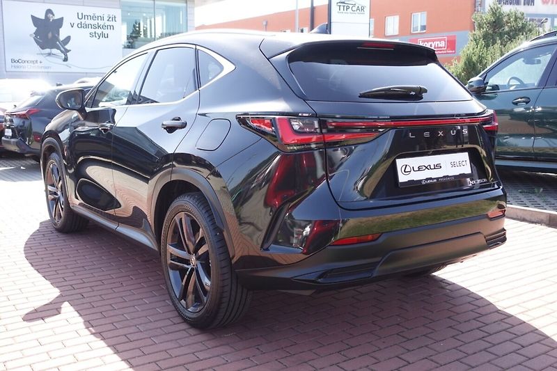 Lexus NX 350h NX350h Prestige 4x4 - fotka 7 z 36