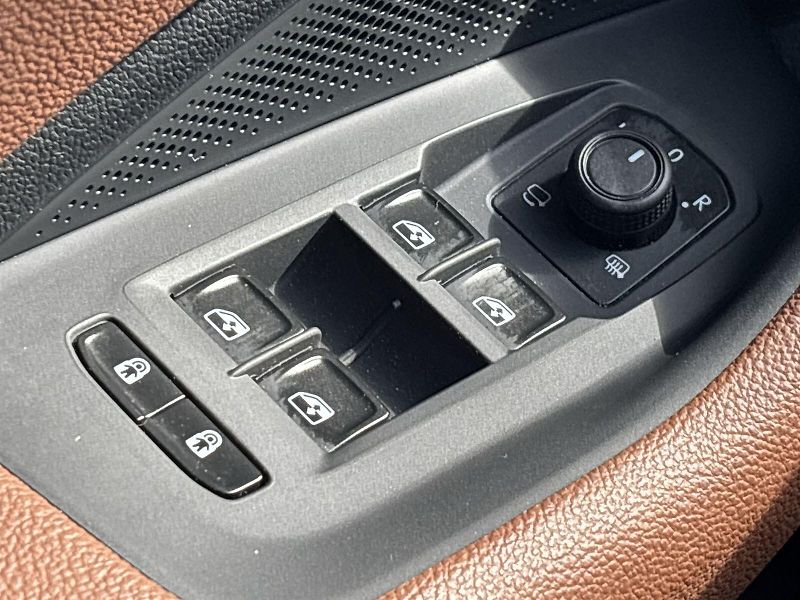 Škoda Superb (2024) 2.0 TDI 4x4 DSG L&K - fotka 17 z 33