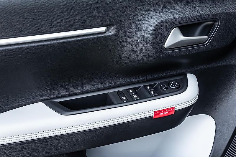 Citroën C3 Aircross (2026) 1,2 MAX Hybrid Automat+ ZIMA - fotka 8 z 18