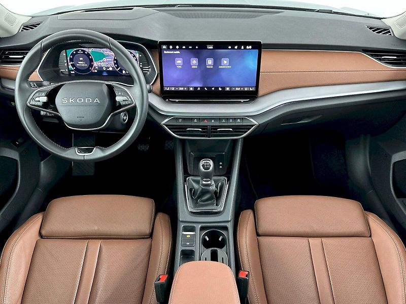 Škoda Octavia (2025) Combi 1.5TSI 110kW Exclusive S - fotka 5 z 35