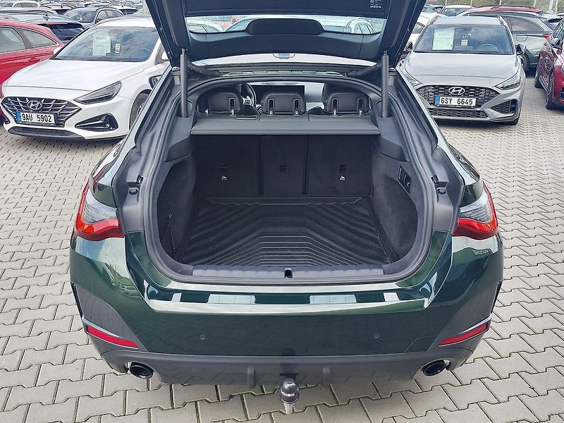 BMW Řada 4 420d xDrive/140kW M Paket AT - fotka 9 z 37