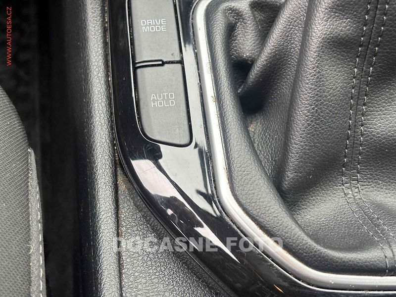 Kia Sportage (2023) 1.6 T-GDi 4X4, 2.maj,ČR - fotka 14 z 16