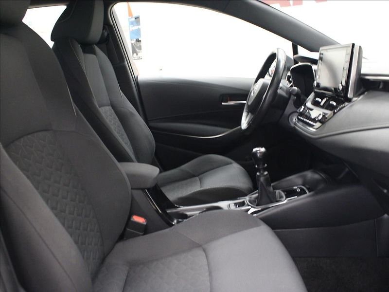 Toyota Corolla 1,2 Turbo, 1.majitel - fotka 11 z 34