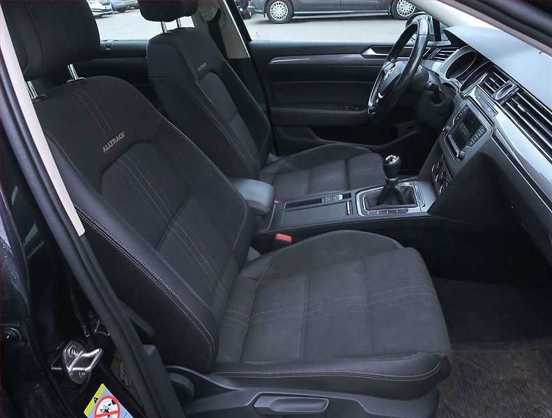 Volkswagen Passat (2017) Alltrack 2.0 TDI, 4X4 - fotka 9 z 16