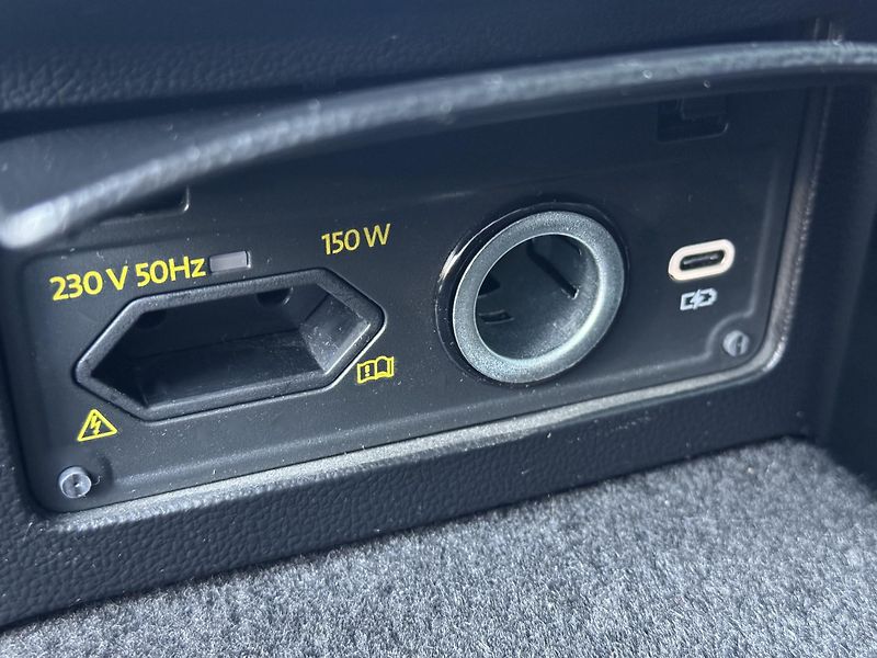 Volkswagen Passat (2020) 2.0TDi MAN Business RZV - fotka 19 z 50