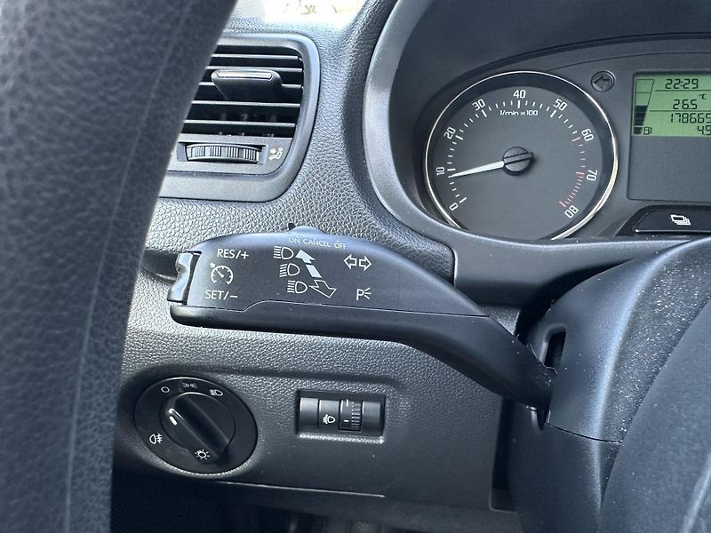 Škoda Fabia Combi 1.2 TSI Ambition  - fotka 20 z 24