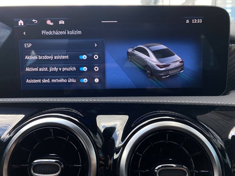 Mercedes-Benz CLA (2025) 200 - fotka 20 z 25