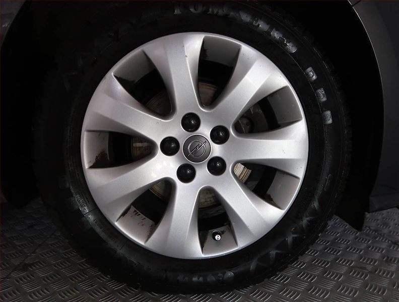 Opel Astra (2014) 1.4 T, Navi, Xenony, Tempomat - fotka 15 z 20