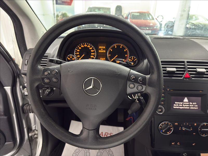 Mercedes-Benz Třídy A 1,7   i AUTOMAT TAŽNÉ ALU STK - fotka 8 z 28
