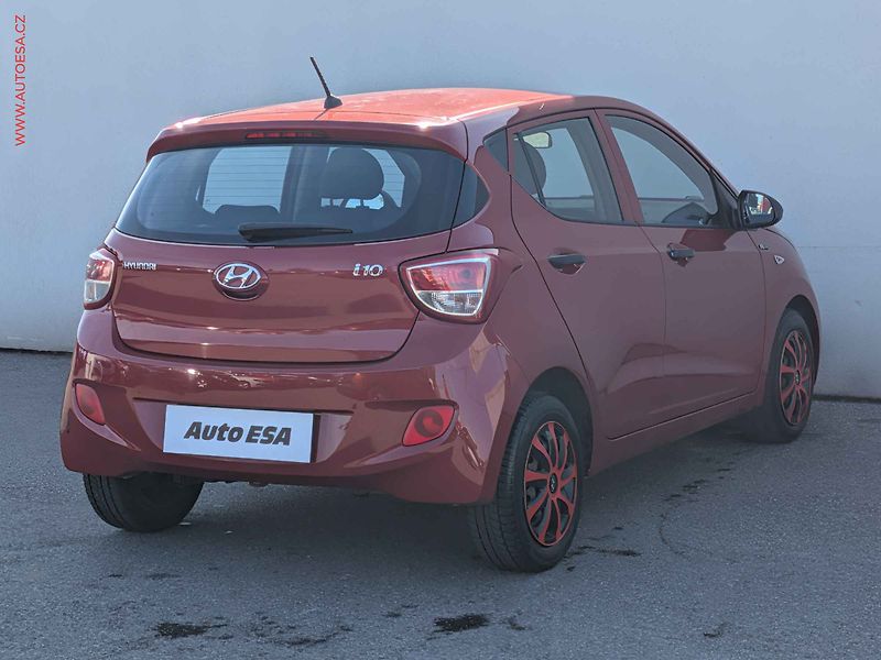 Hyundai i10 (2015) 1.0i, ČR, AC - fotka 4 z 14