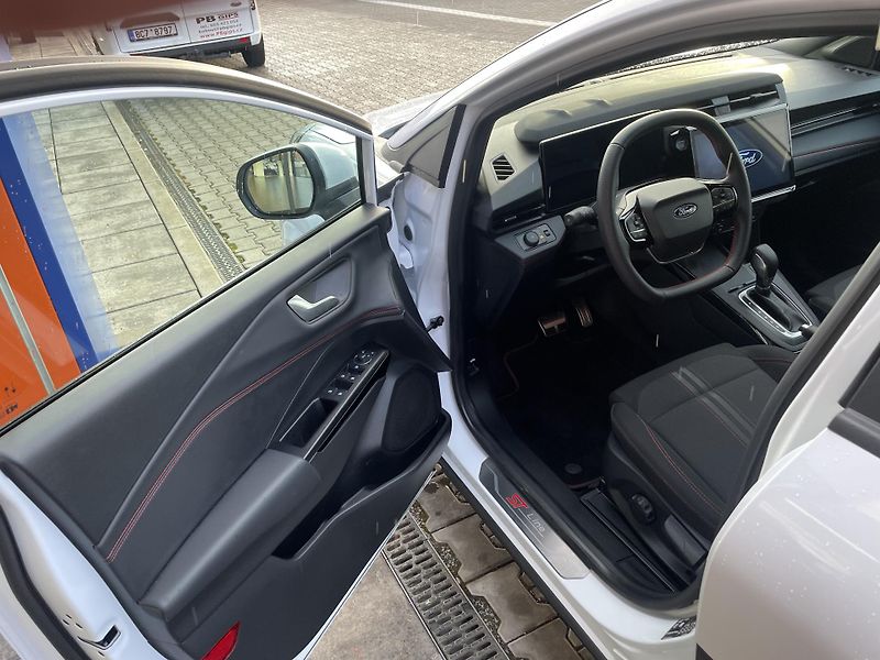 Ford Puma ST-Line 1.0 EcoBoost 92kW AUT - fotka 10 z 28