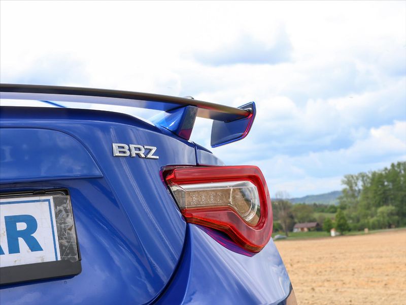 Subaru BRZ 2,0 147kW Final Edition 26/43 - fotka 34 z 42