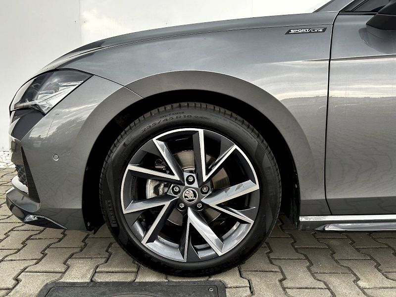 Škoda Superb (2025) Combi 2.0 TDI 110kW DSG SportL - fotka 34 z 35