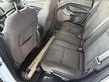 Ford Kuga 2,0   1.MAJ,4X4,SERVISKA,ČR,TA - náhled 20