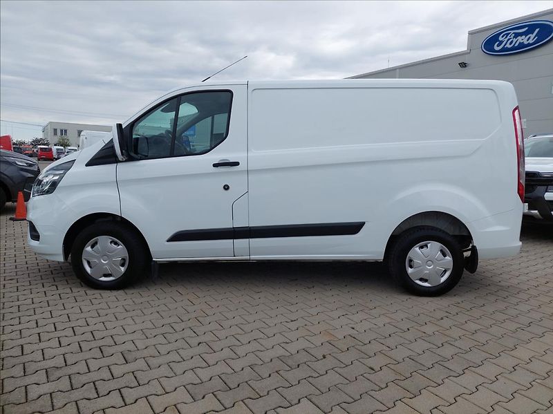 Ford Transit Custom 2,0 EcoBlue Trend L1 DPH - fotka 2 z 26