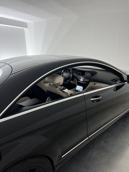 Mercedes-Benz CL (2007) - fotka 16 z 18