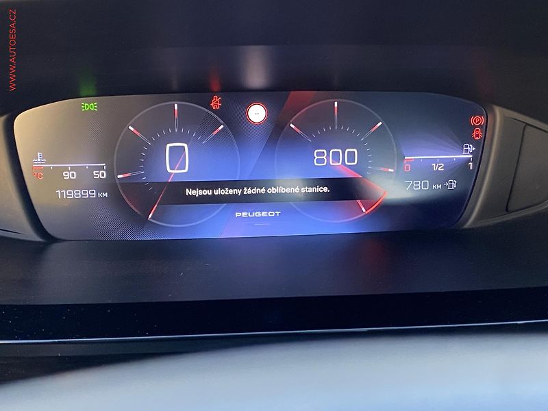 Peugeot 308 (2022) 1.5 HDi, Allure, LED, kamera - fotka 20 z 21