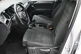 Volkswagen Touran 1,6 TDI 85kW Navi Senzory - náhled 13