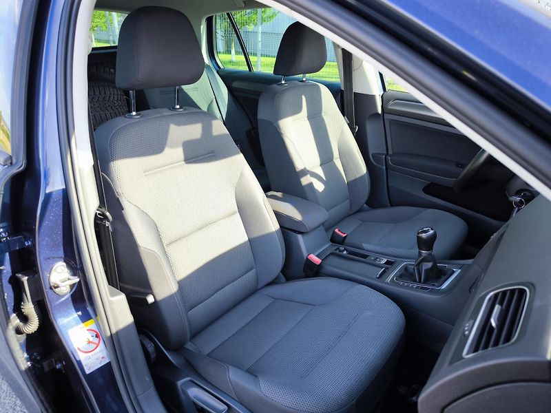 Volkswagen Golf 7 1,4TSI 90kW LED OSRAM 8xALU - fotka 31 z 82