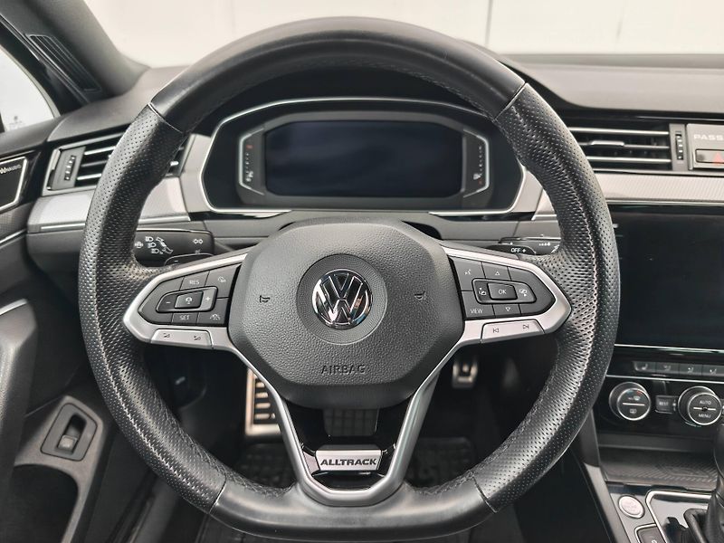 Volkswagen Passat Alltrack 7DSG 4Motion 2,0TSi - fotka 13 z 26
