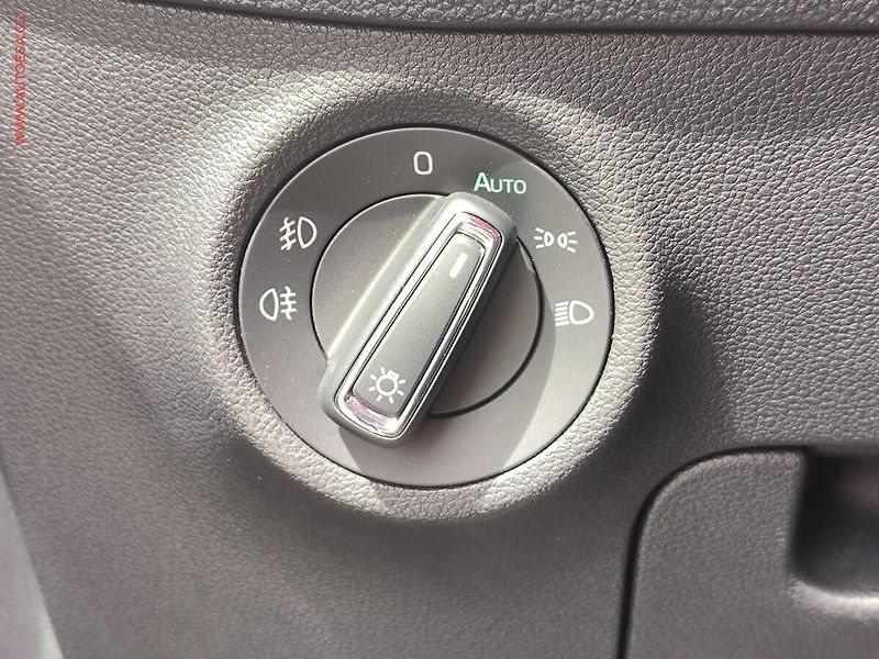 Škoda Kodiaq (2019) 2.0 TDi, Style, DSG, +kola - fotka 26 z 32