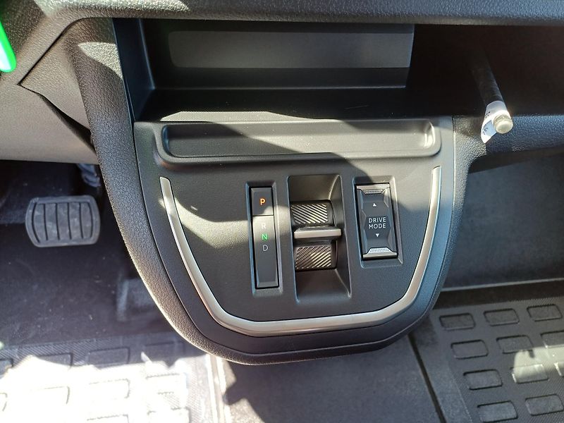 Fiat Scudo (2026) Ulysse Icon 2.2 MTJ 180k 8AT L - fotka 15 z 16