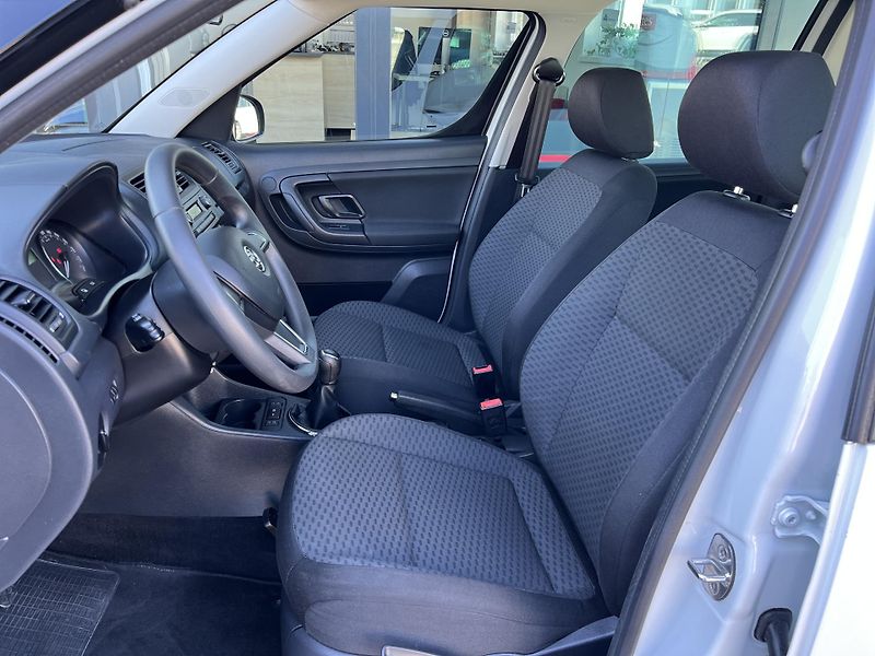 Škoda Roomster 1.2TSi 77kw PANORAMA TEMPOMAT - fotka 9 z 40