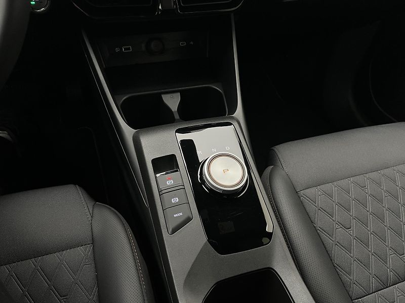 MG MG3 EXCLUSIVE HYBRID+ AUT CZ 1.maj - fotka 23 z 33