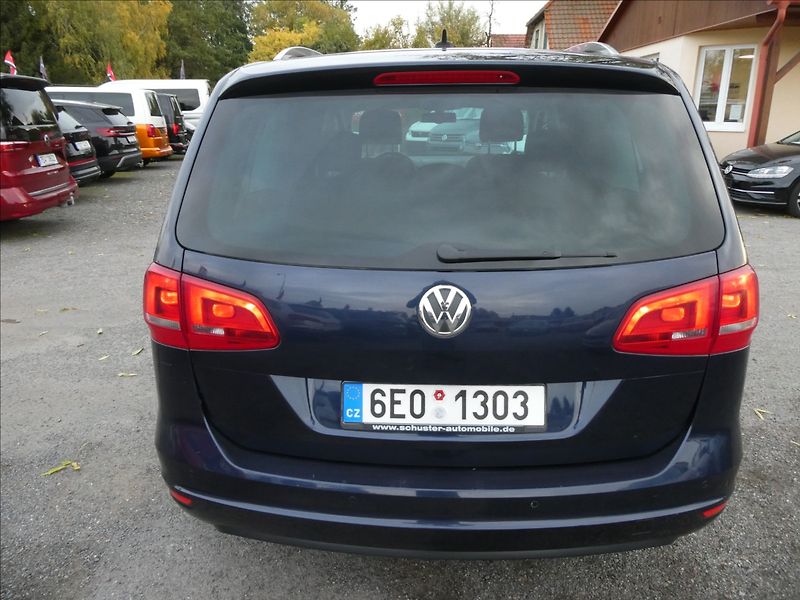 Volkswagen Sharan 2,0 TDi 103kW Cup,2xkola,panor - fotka 8 z 67