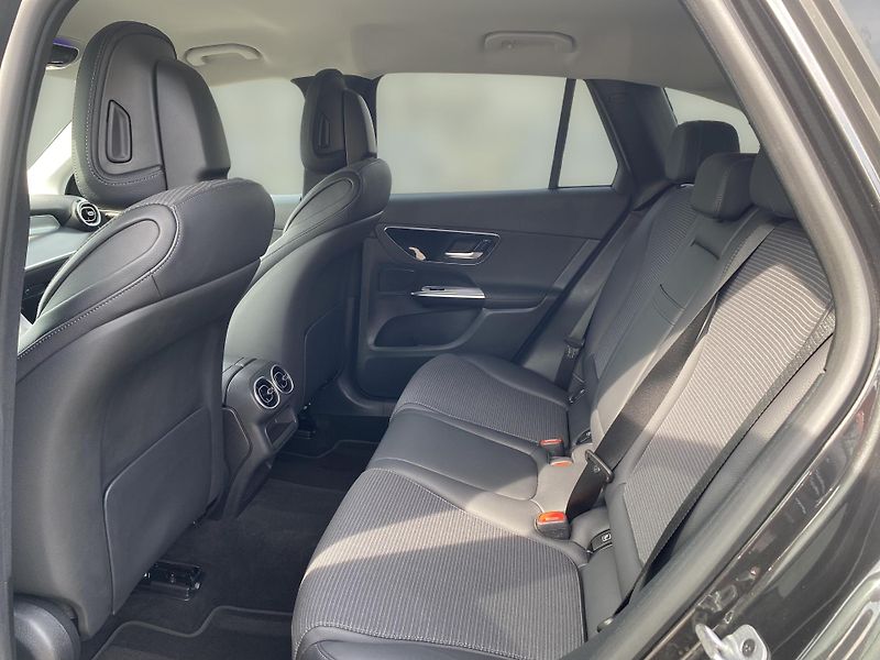 Mercedes-Benz GLC GLC 300 de 4M AVANTGARDE  - fotka 15 z 27