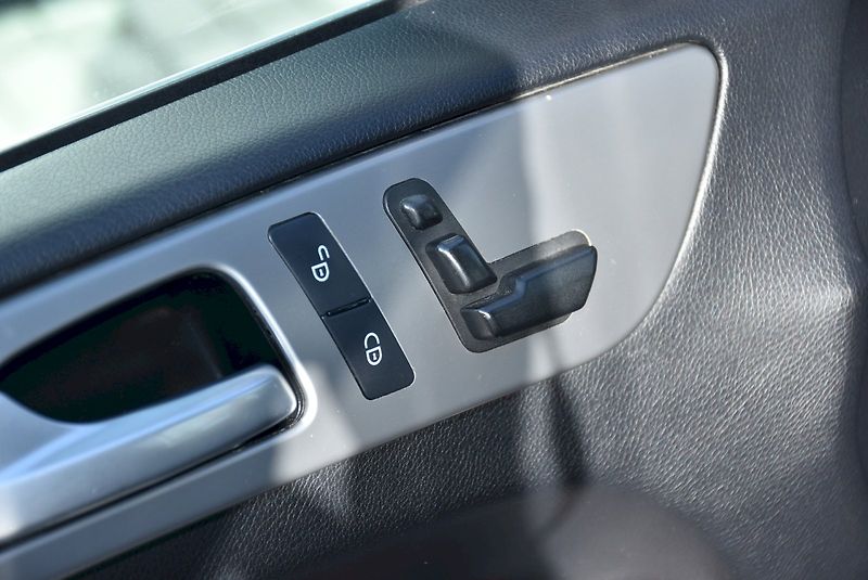 Mercedes-Benz Třídy M (2013) 3.0 Cdi 190kW 4x4 - fotka 24 z 31